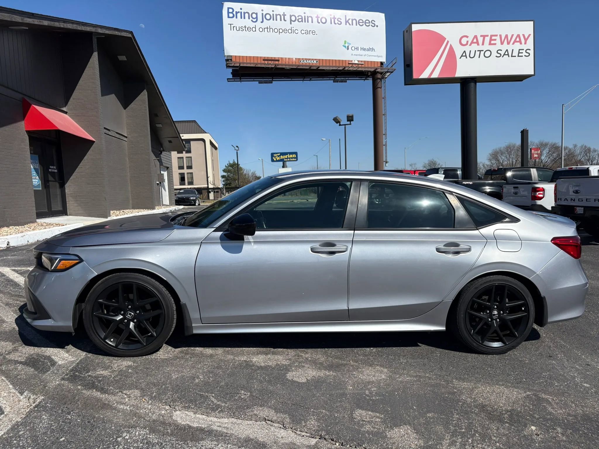 Used 2022 Honda Civic Sport image 2