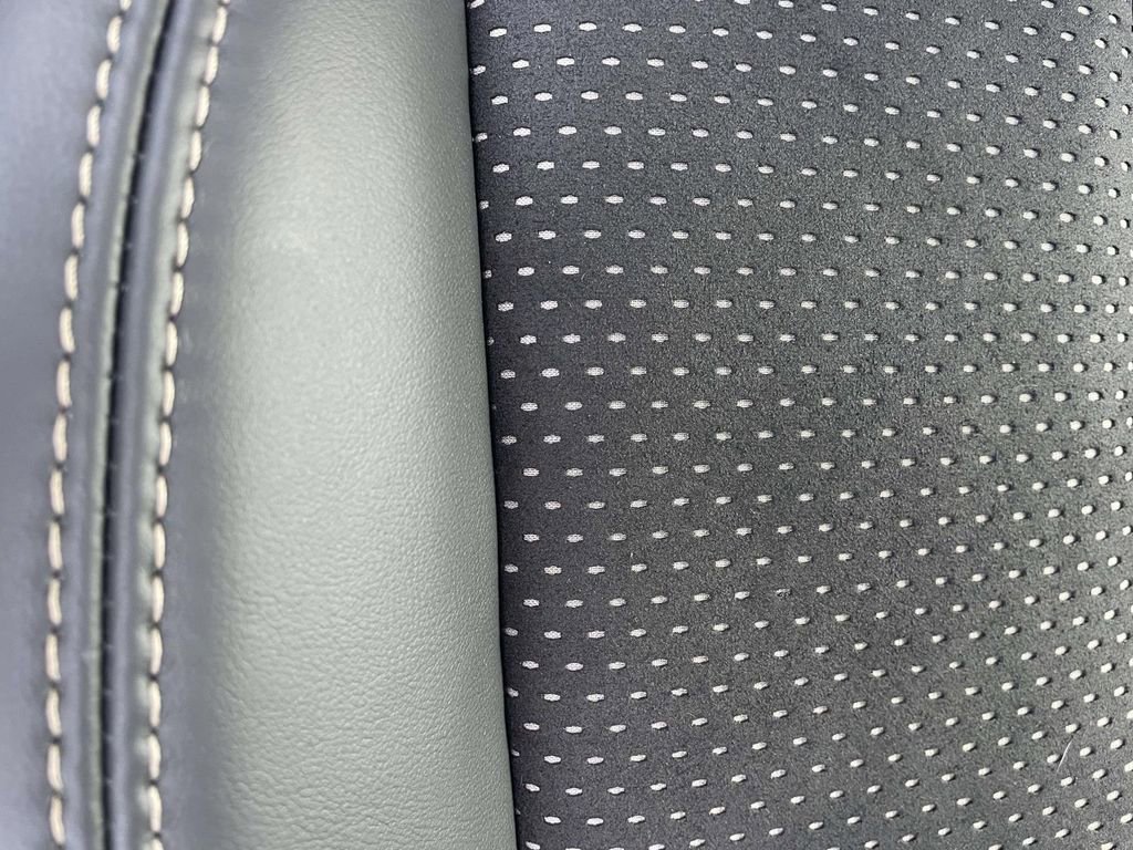 New 2026 Ford Bronco Raptor w/ Interior Carbon Fiber Pack AWD/4WD image 17