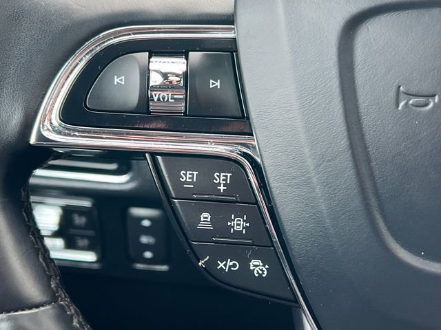 Used 2022 Lincoln Navigator Reserve image 24