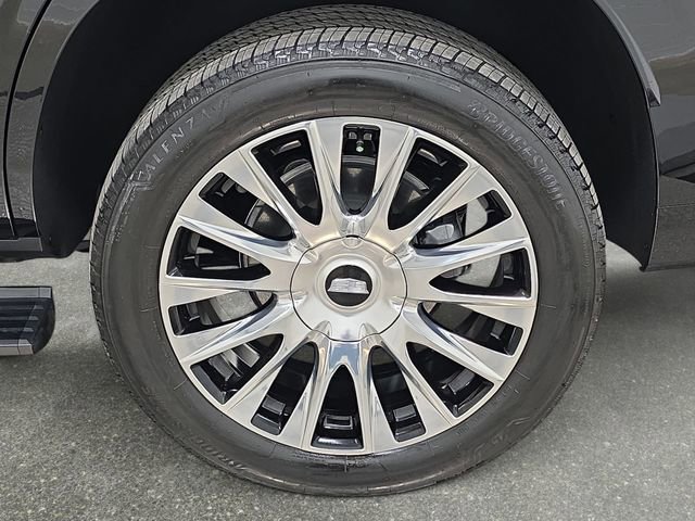 Used 2026 Cadillac Escalade Platinum Luxury image 33