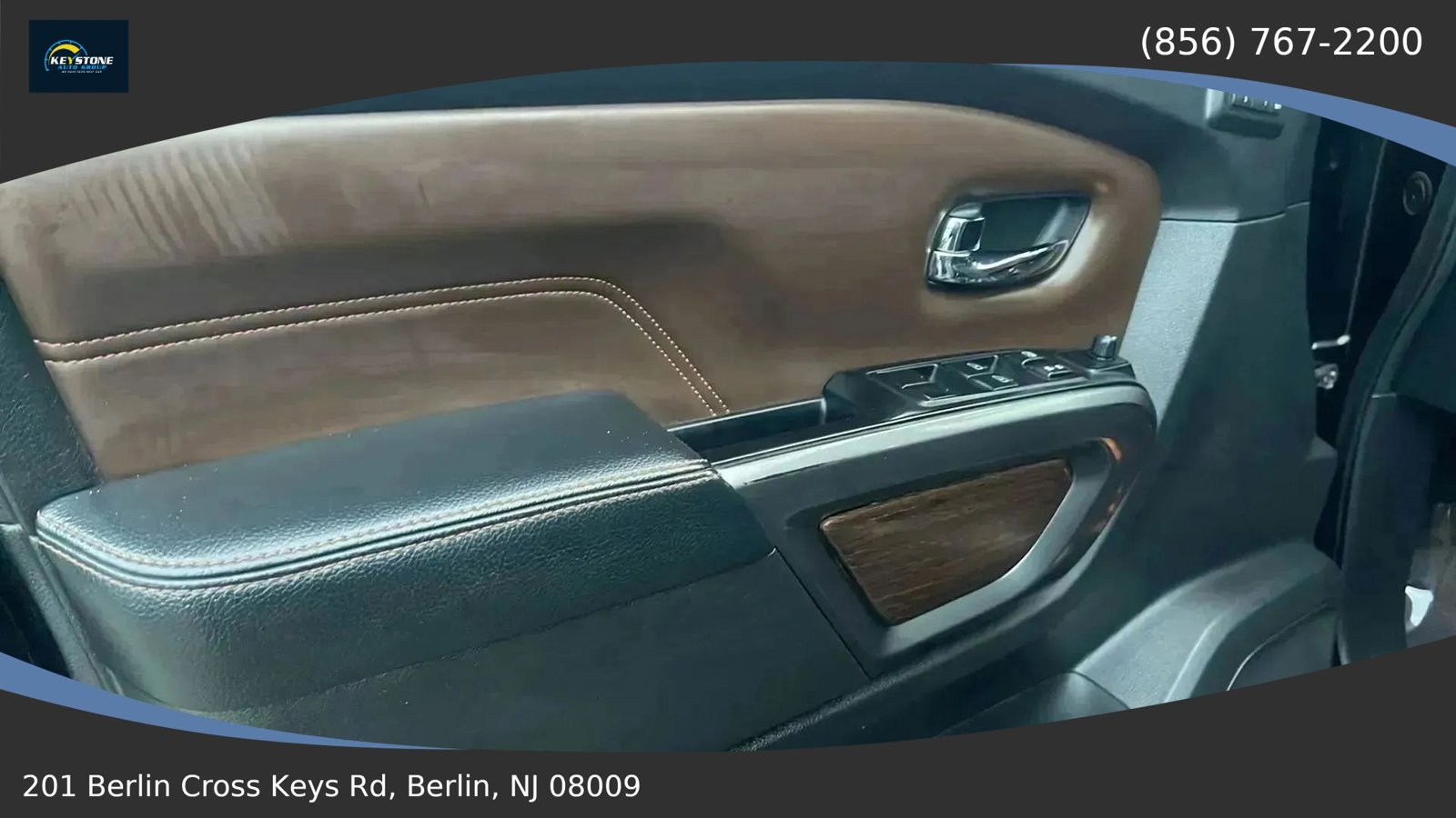 Used 2016 Nissan Titan Platinum Reserve image 21