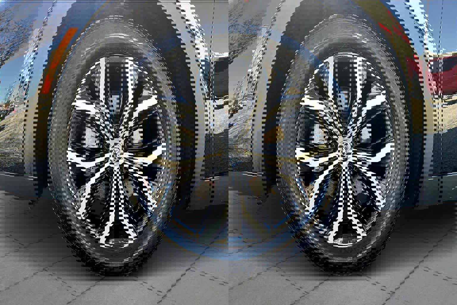 Used 2023 Toyota Crown XLE image 10