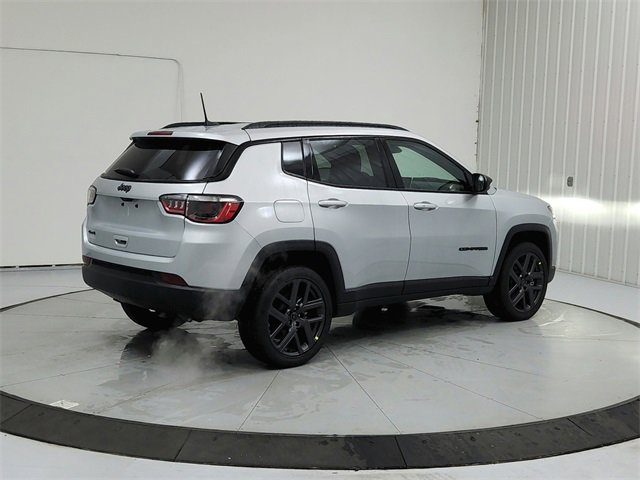 New 2026 Jeep Compass Latitude image 7