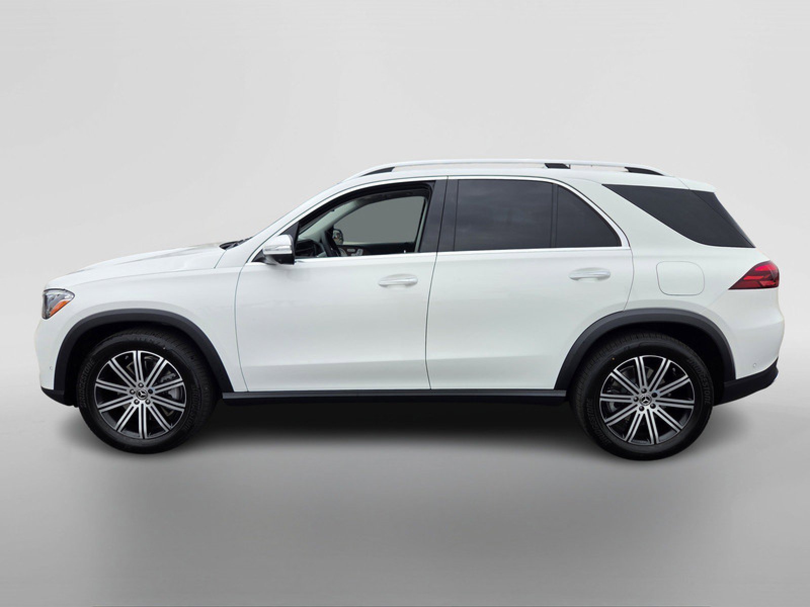 New 2026 Mercedes-Benz GLE 450e 4MATIC image 2