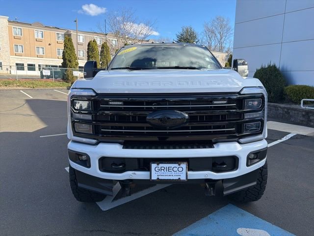 Used 2025 Ford F350 Platinum w/ FX4 Off-Road Package image 2
