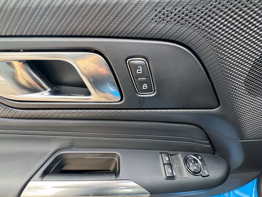 Used 2025 Ford Mustang GT Premium w/ GT Performance Package image 17