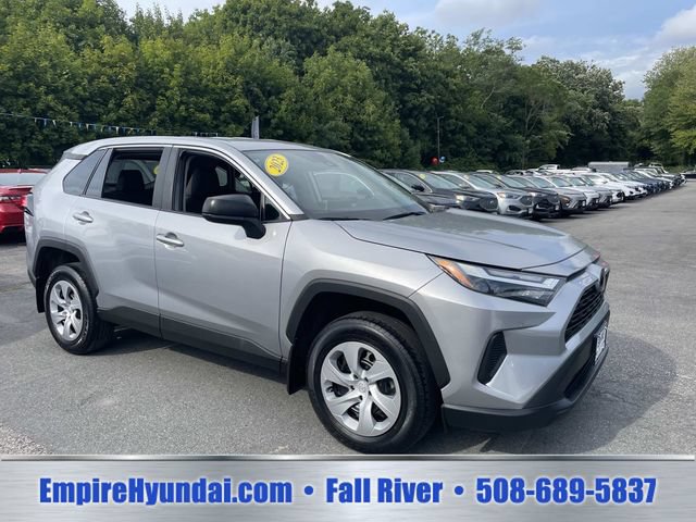 Used 2023 Toyota RAV4 LE AWD/4WD video 2