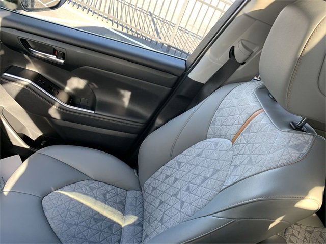 Certified 2023 Toyota Highlander Bronze Edition image 31