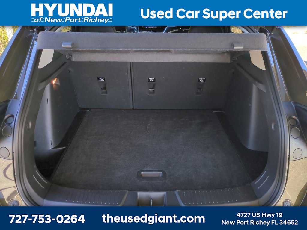 Used 2024 Chevrolet Trax LT w/ Driver Confidence Package FWD image 12