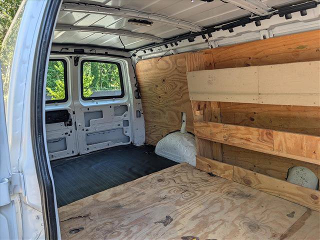 Used 2019 Chevrolet Express 2500 Extended w/ Driver Convenience Package RWD image 15