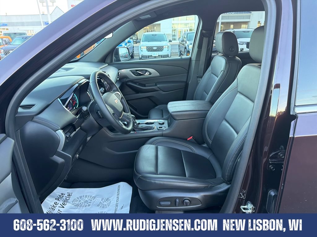 Used 2023 Chevrolet Traverse LT AWD/4WD image 9