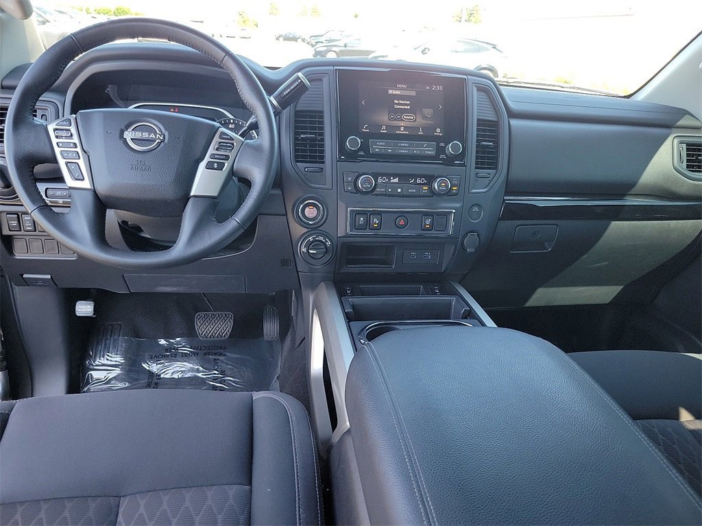 Certified 2024 Nissan Titan SV image 5