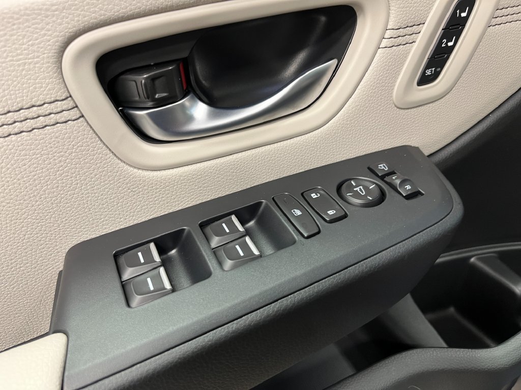 New 2026 Honda Pilot Touring image 10