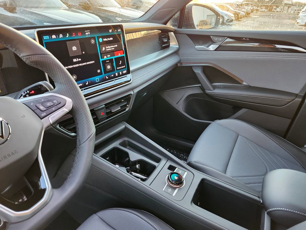 New 2026 Volkswagen Tiguan SE R-Line image 7