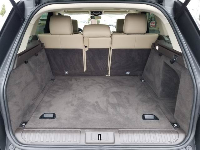 Used 2017 Land Rover Range Rover Sport HSE AWD/4WD image 22