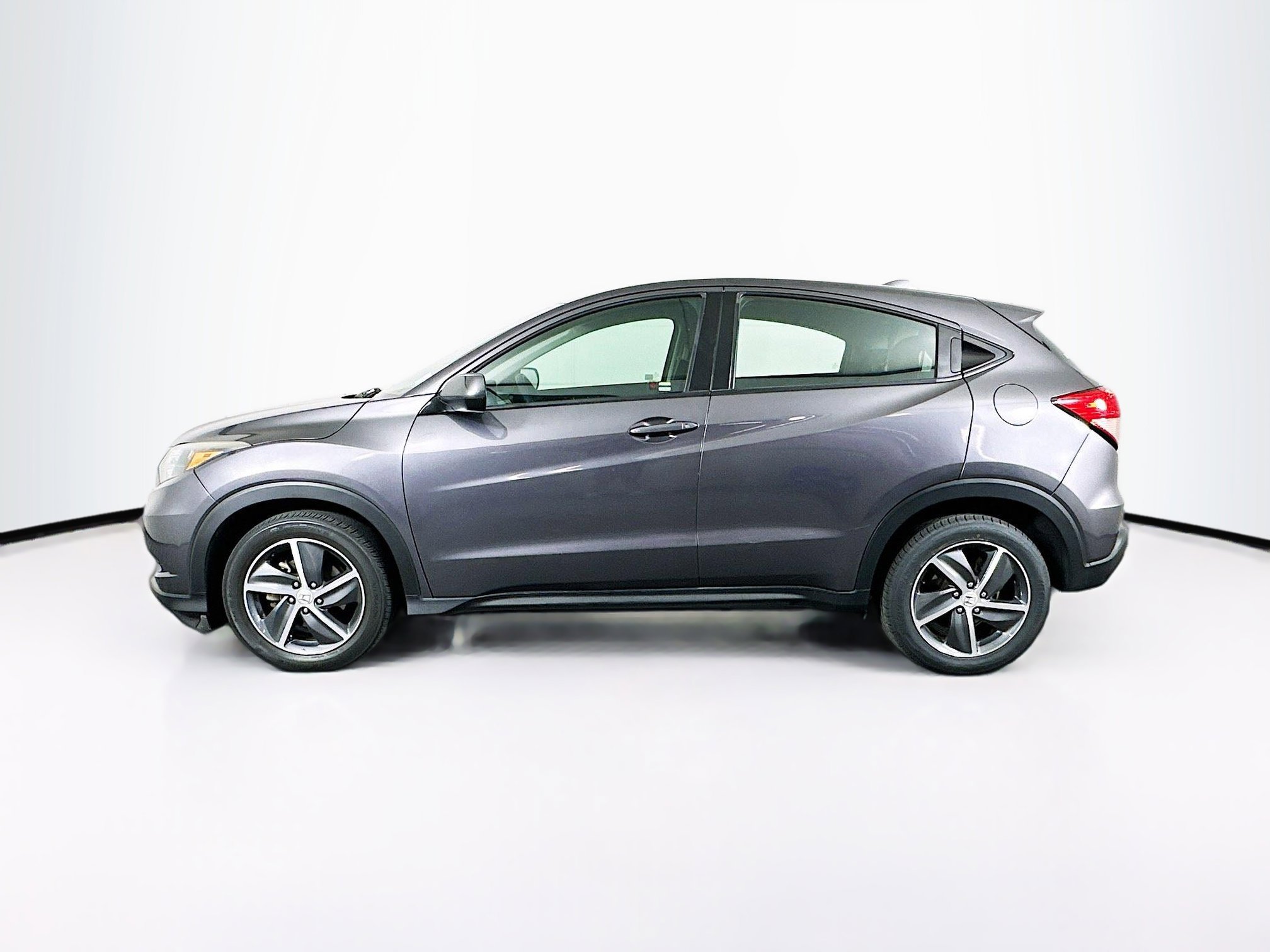 Used 2016 Honda HR-V LX image 4