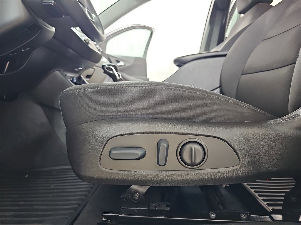 Certified 2022 Chevrolet Malibu LT image 33