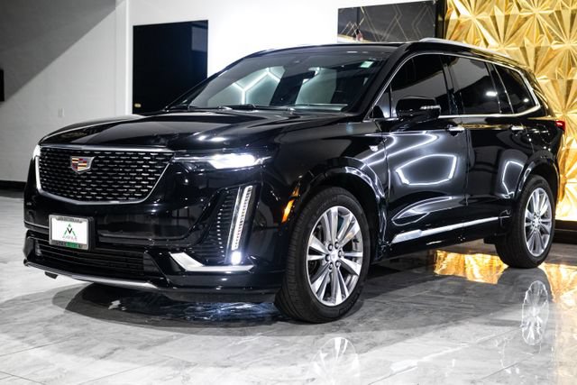 Used 2024 Cadillac XT6 Premium Luxury w/ Technology Package FWD image 4