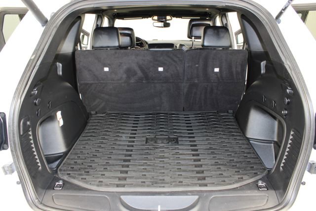 Used 2022 Jeep Grand Cherokee Laredo X image 18