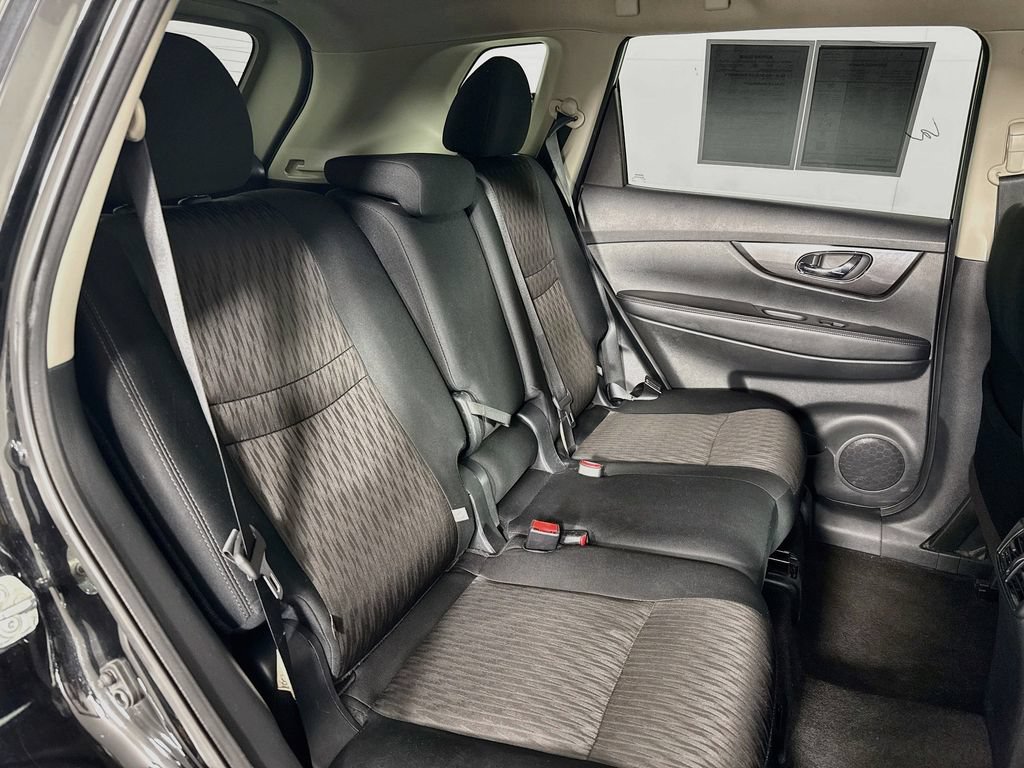 Used 2020 Nissan Rogue SV w/ Premium Package AWD/4WD image 35