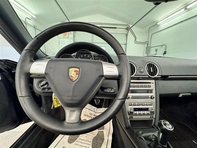 Used 2005 Porsche Boxster RWD image 34