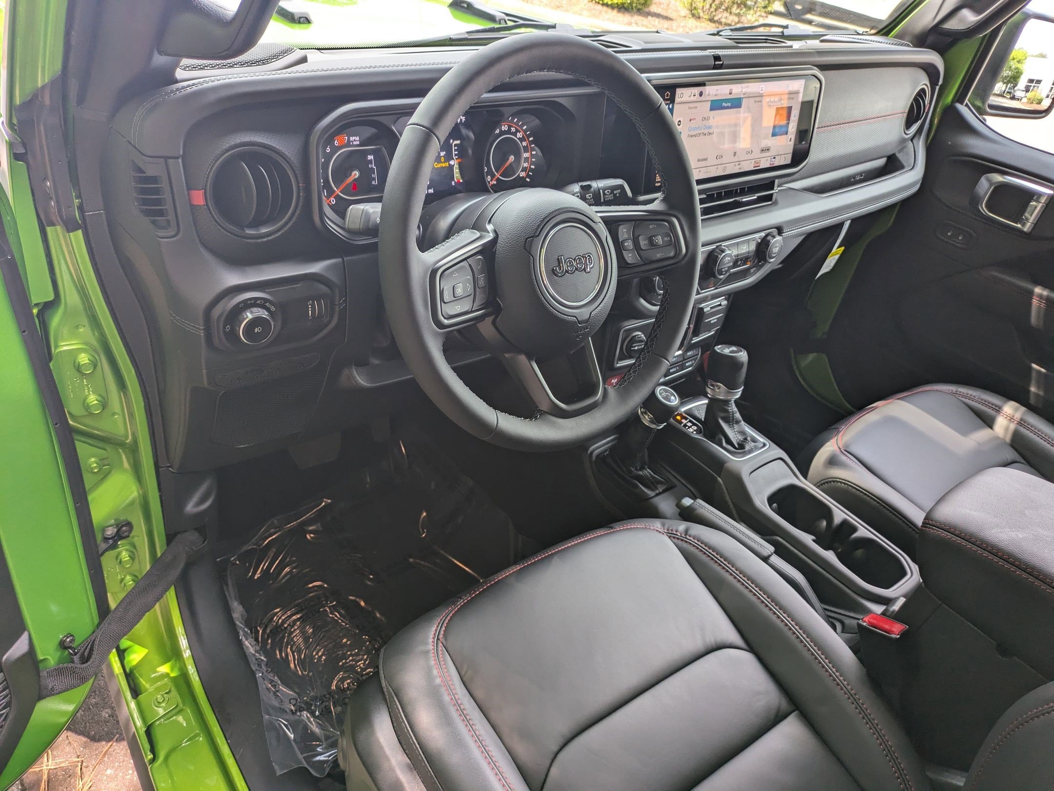 New 2025 Jeep Wrangler Unlimited Rubicon image 9
