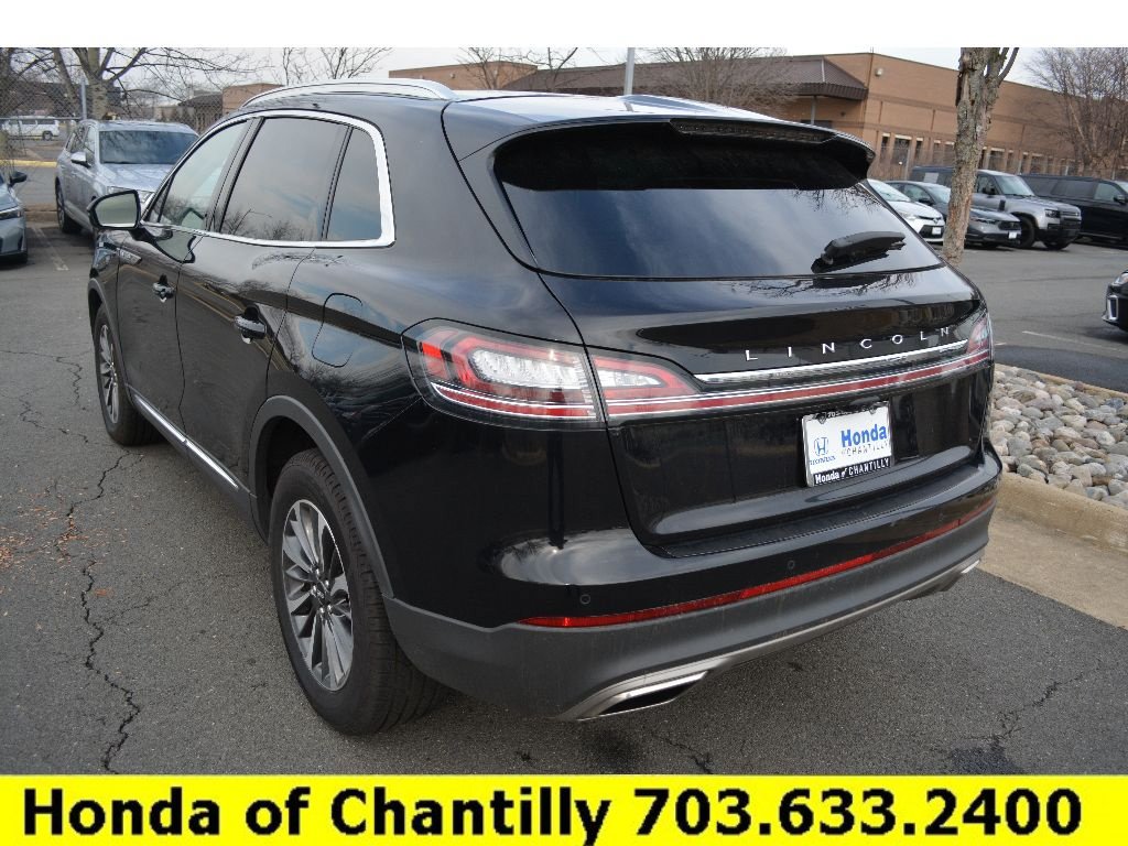 Used 2023 Lincoln Nautilus Reserve AWD/4WD image 7