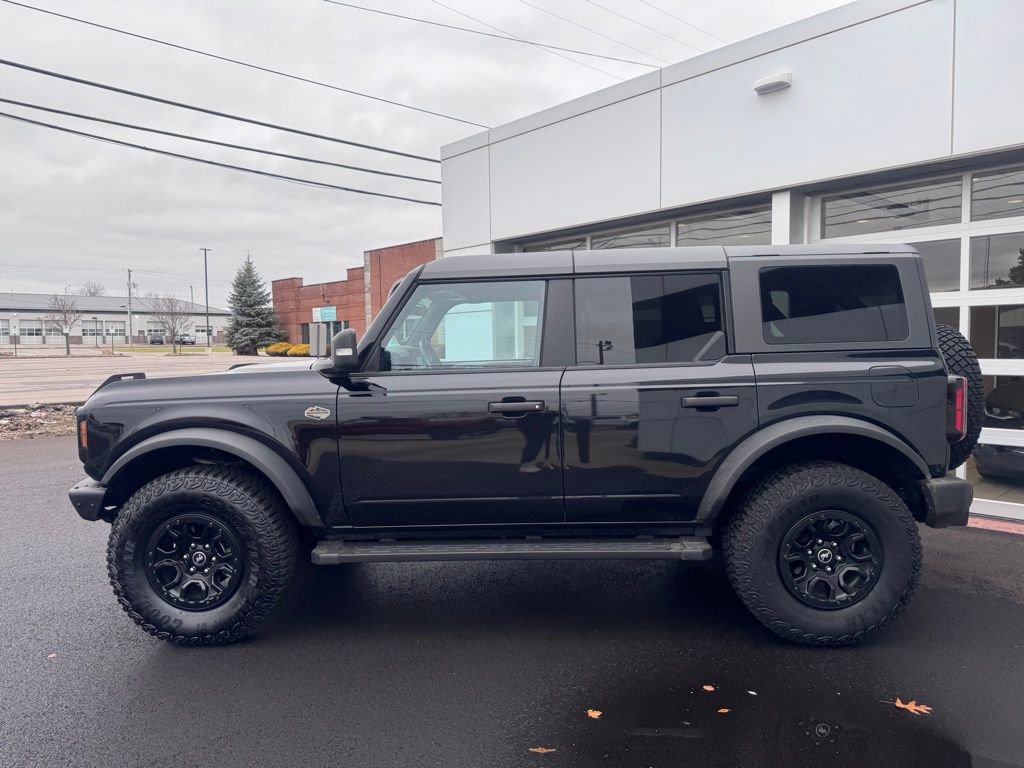 Used 2024 Ford Bronco Wildtrak image 2