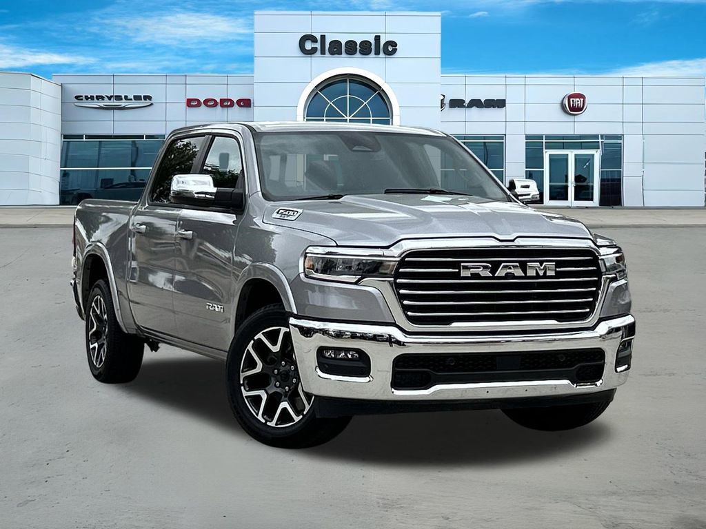 Used 2025 RAM 1500 Laramie AWD/4WD image 1