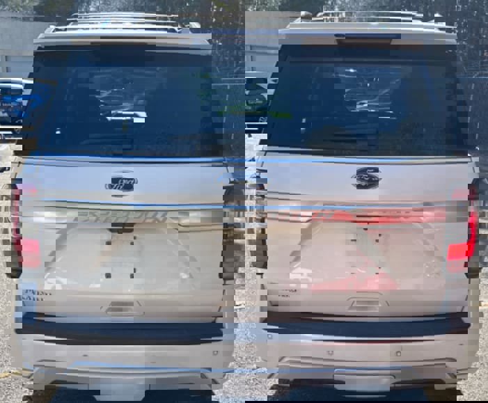 Used 2019 Ford Expedition Platinum image 8