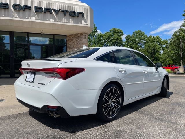 Used 2019 Toyota Avalon Touring w/ Advanced Safety Package FWD image 3