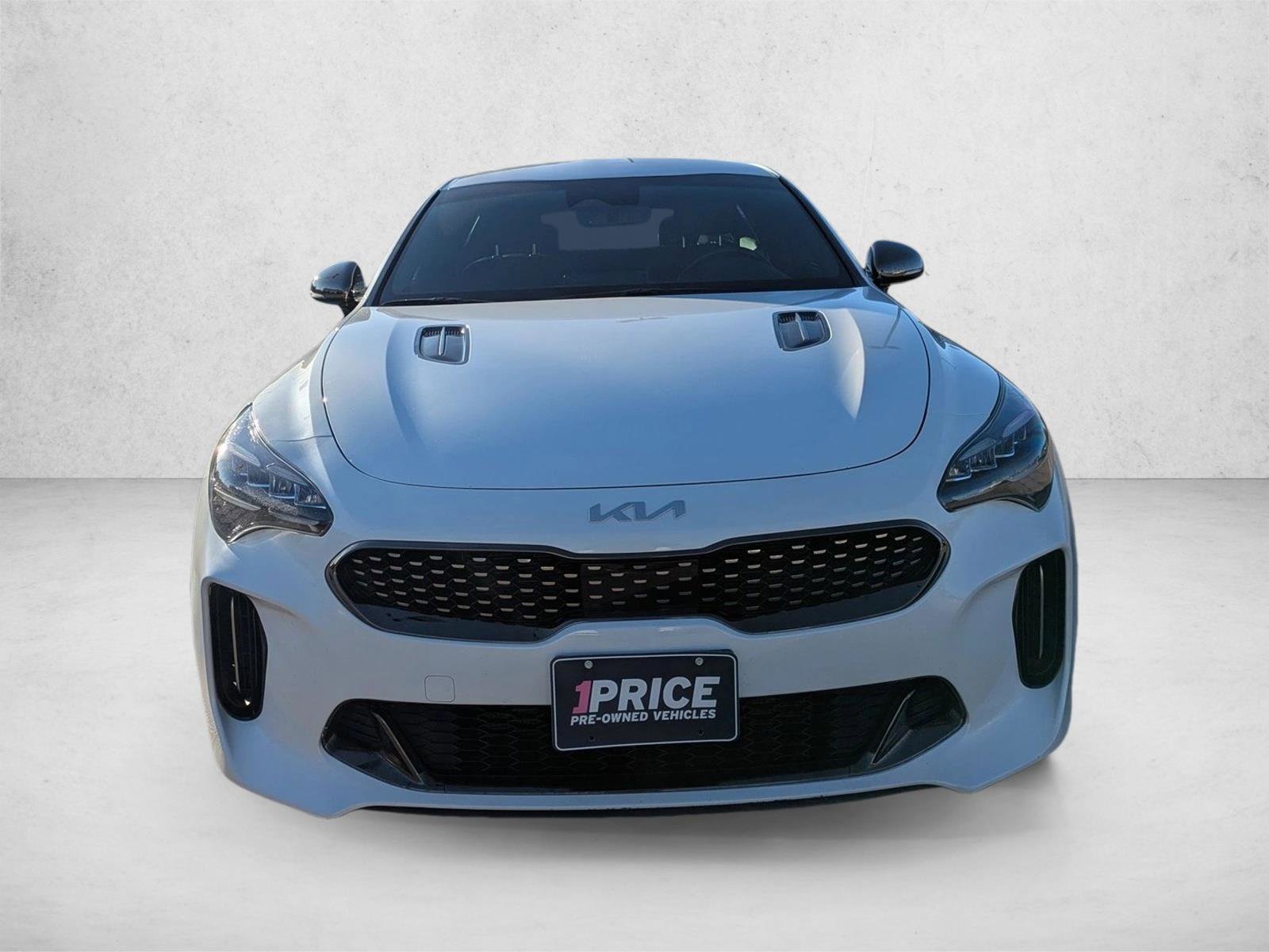 Used 2022 Kia Stinger GT-Line AWD/4WD image 2