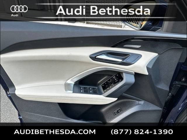 Used 2025 Audi Q5 Premium Plus w/ Premium Plus AWD/4WD image 14
