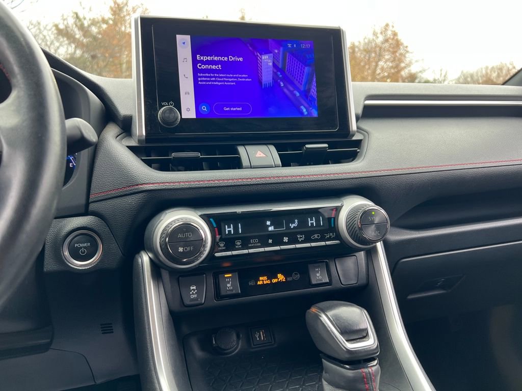 Used 2023 Toyota RAV4 SE image 29