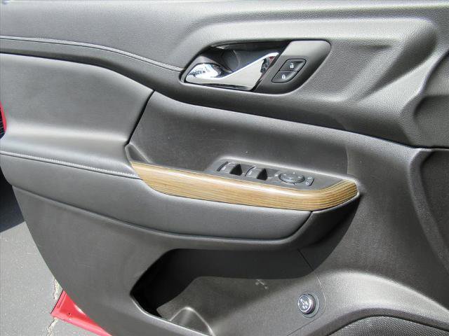 Used 2023 GMC Acadia SLE w/ Driver Convenience Package FWD image 20