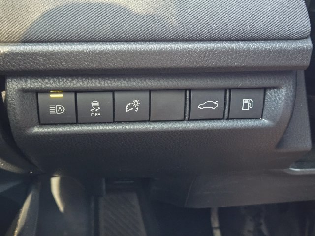 Used 2026 Toyota Camry LE FWD image 30