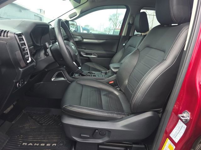 Used 2025 Ford Ranger Lariat w/ Chrome Accent Package image 10