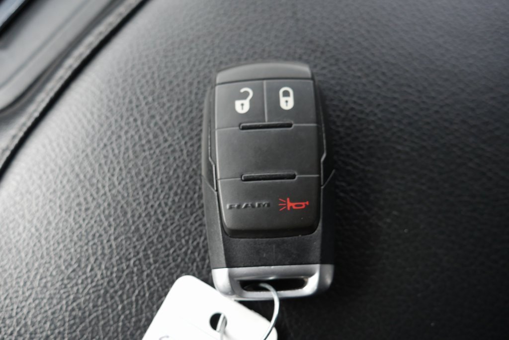 Used 2022 RAM 3500 Tradesman image 20