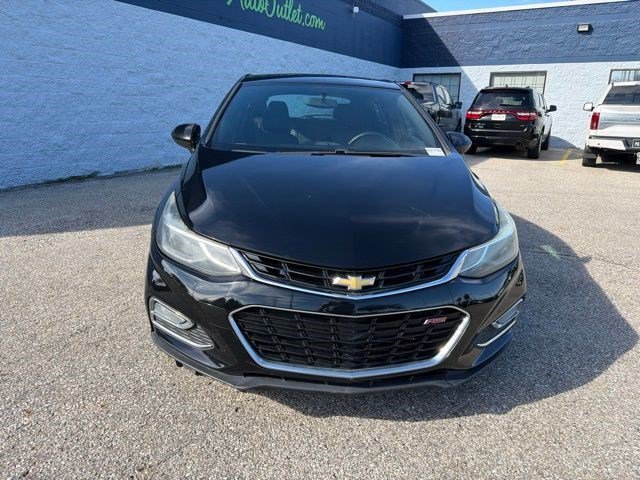 Used 2017 Chevrolet Cruze LT FWD image 8