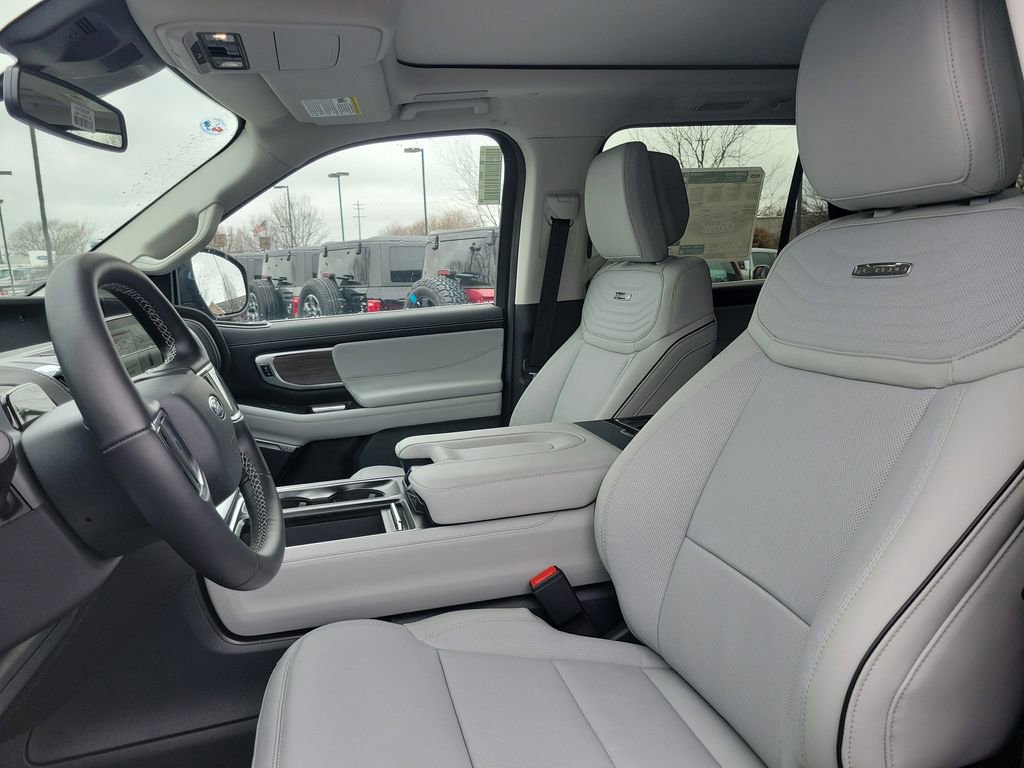 New 2026 Ford Expedition Platinum AWD/4WD image 7