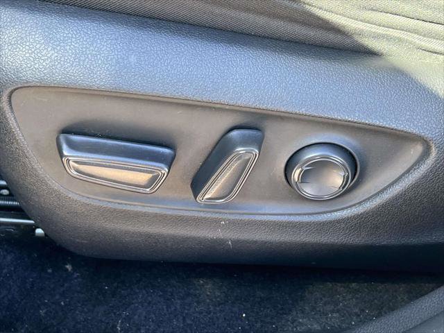 Used 2020 Toyota RAV4 XLE w/ Convenience Package image 20