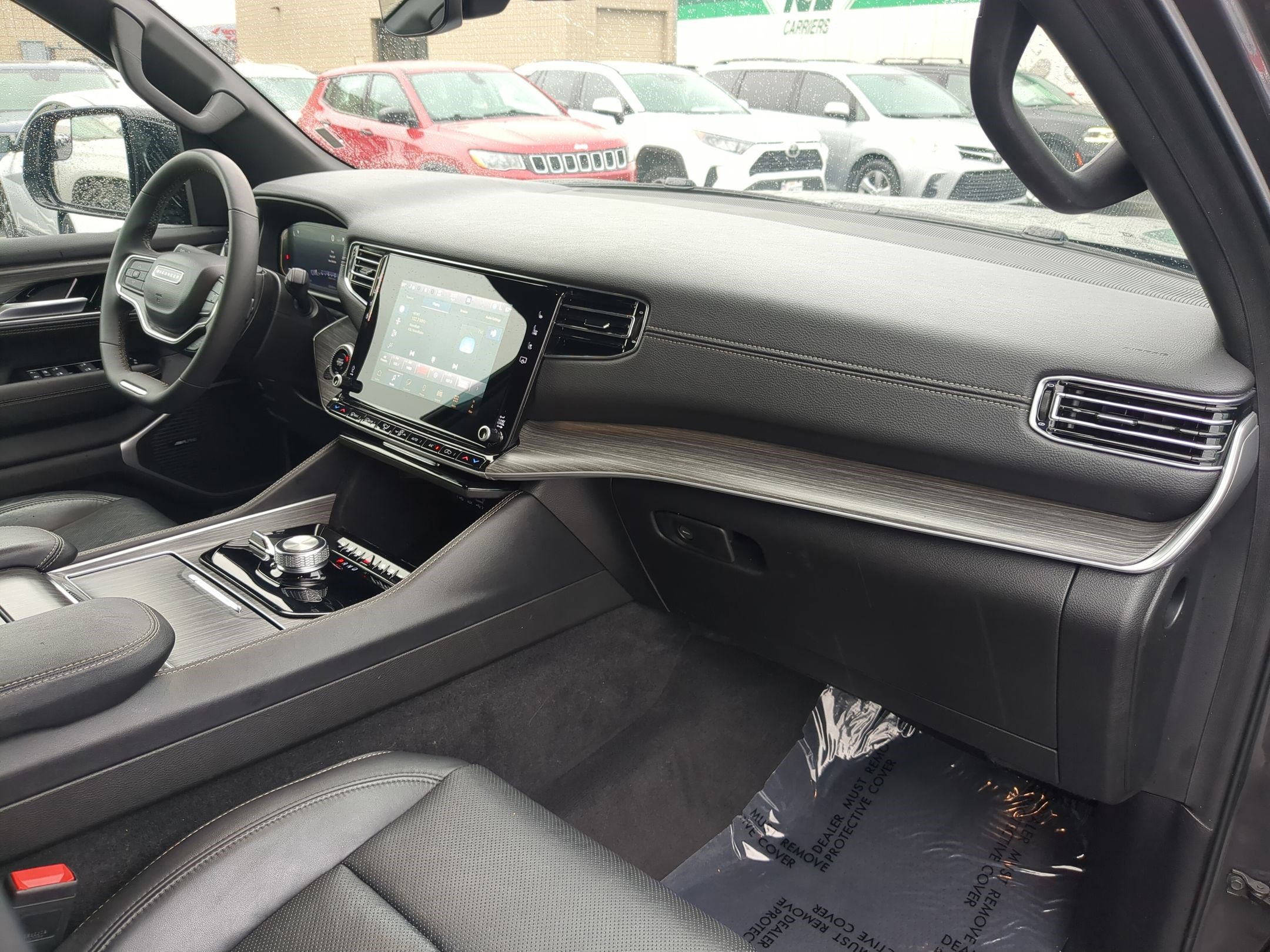 Used 2024 Jeep Wagoneer Series II image 35