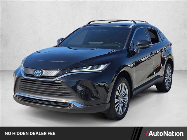 Used 2024 Toyota Venza XLE AWD/4WD image 1