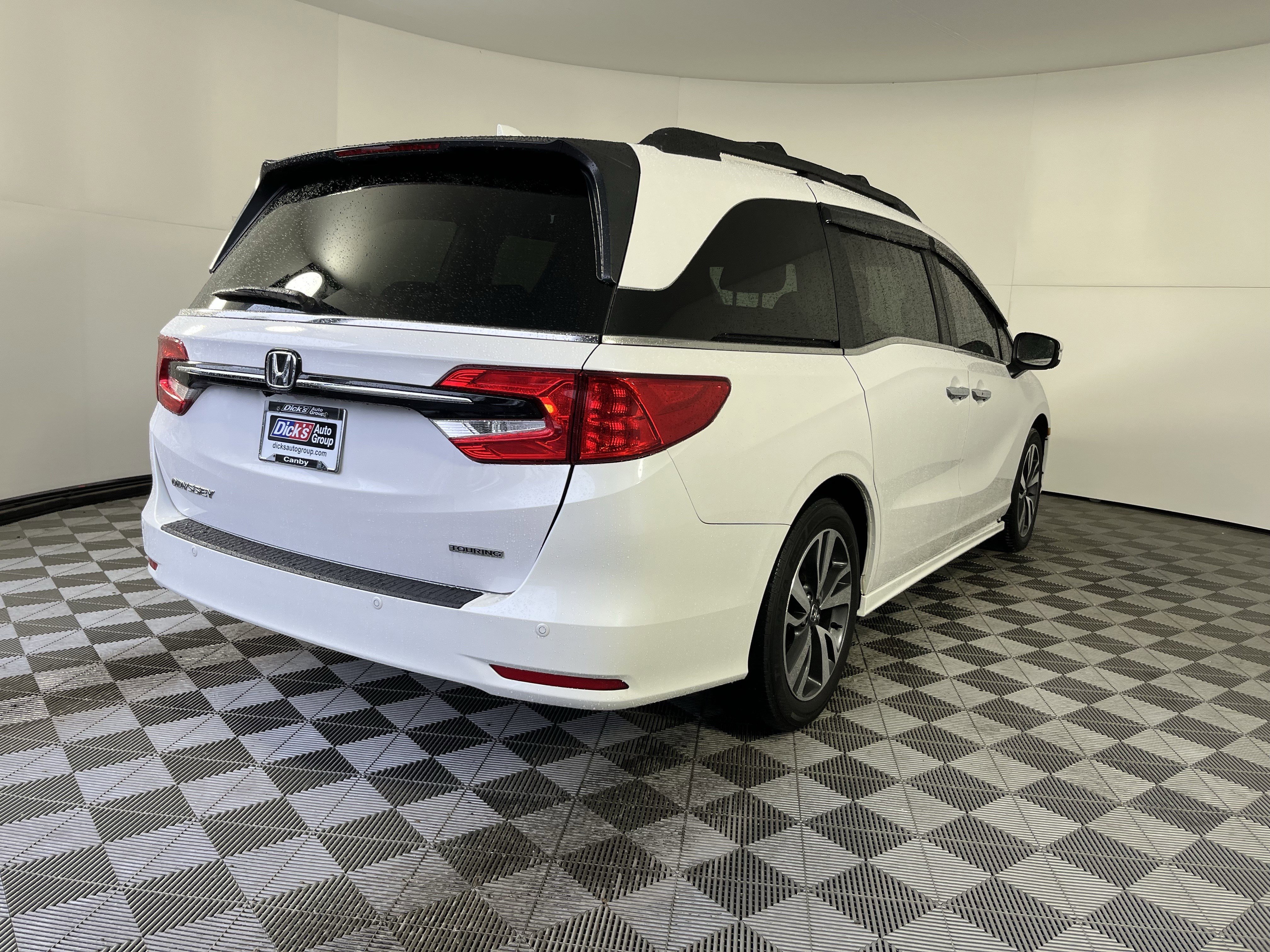 Used 2024 Honda Odyssey Touring image 5