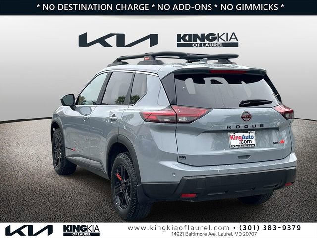 Used 2025 Nissan Rogue SV AWD/4WD image 25