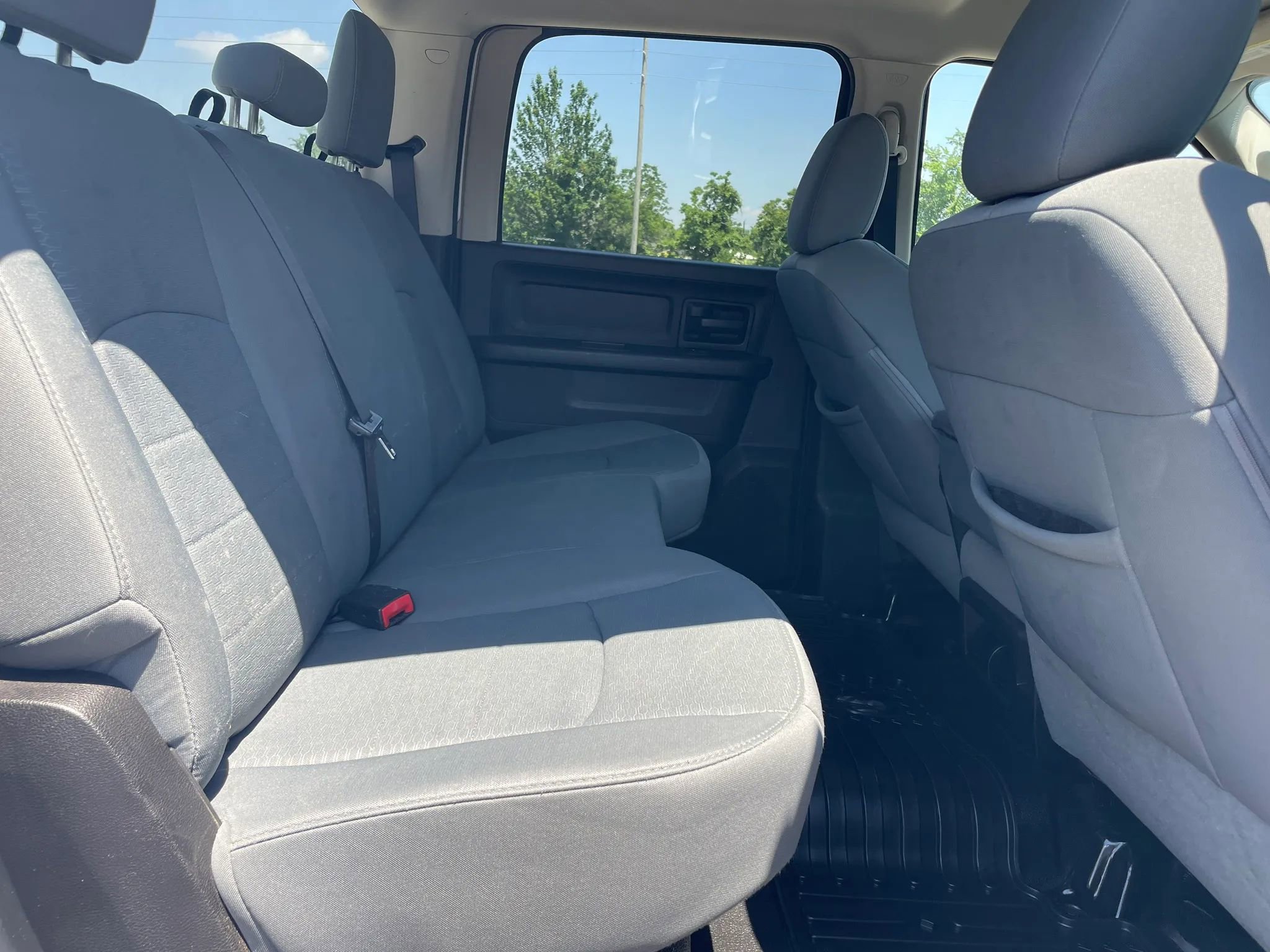 Used 2013 RAM 2500 Tradesman w/ Chrome Appearance Group AWD/4WD image 18