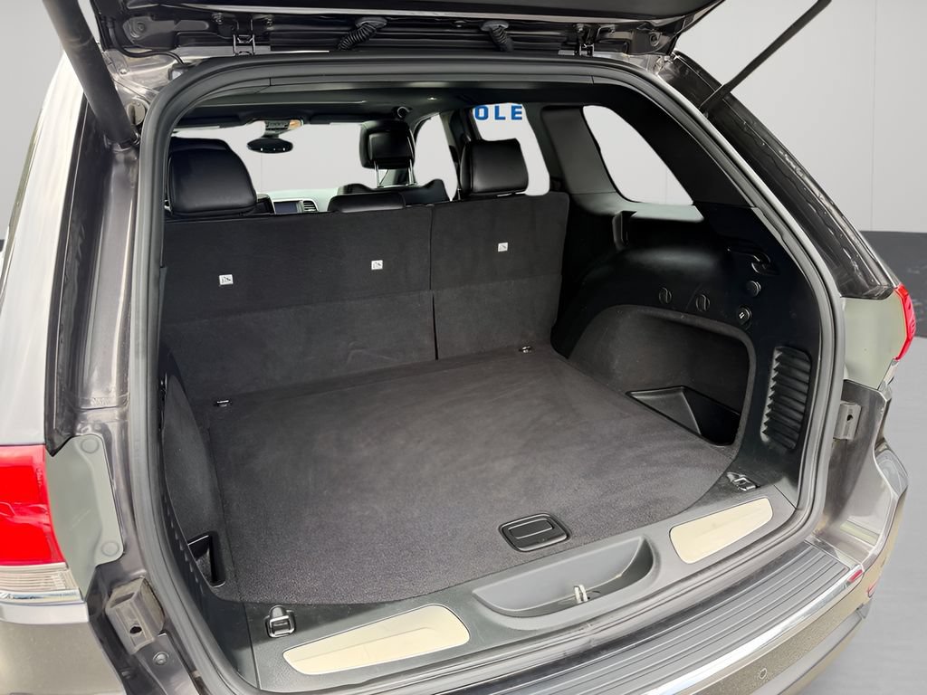 Used 2018 Jeep Grand Cherokee Limited AWD/4WD image 24