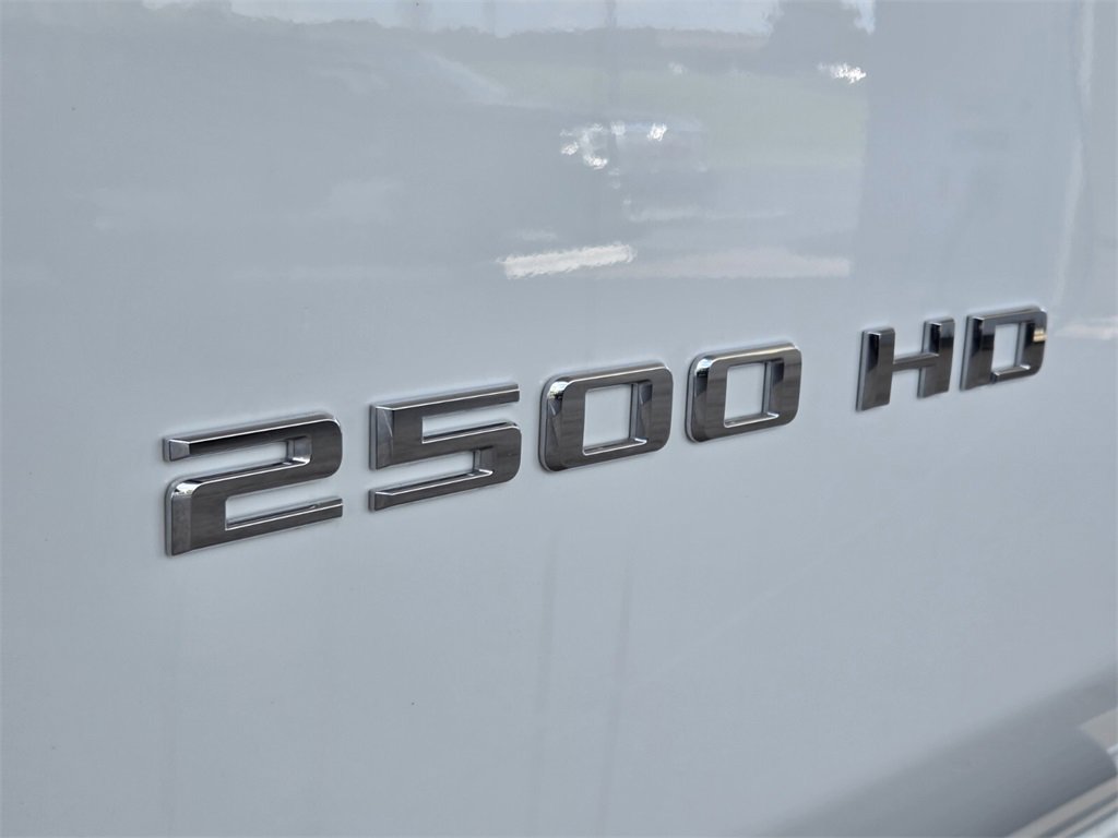 Used 2024 Chevrolet Silverado 2500 LTZ w/ LTZ Convenience Package image 11