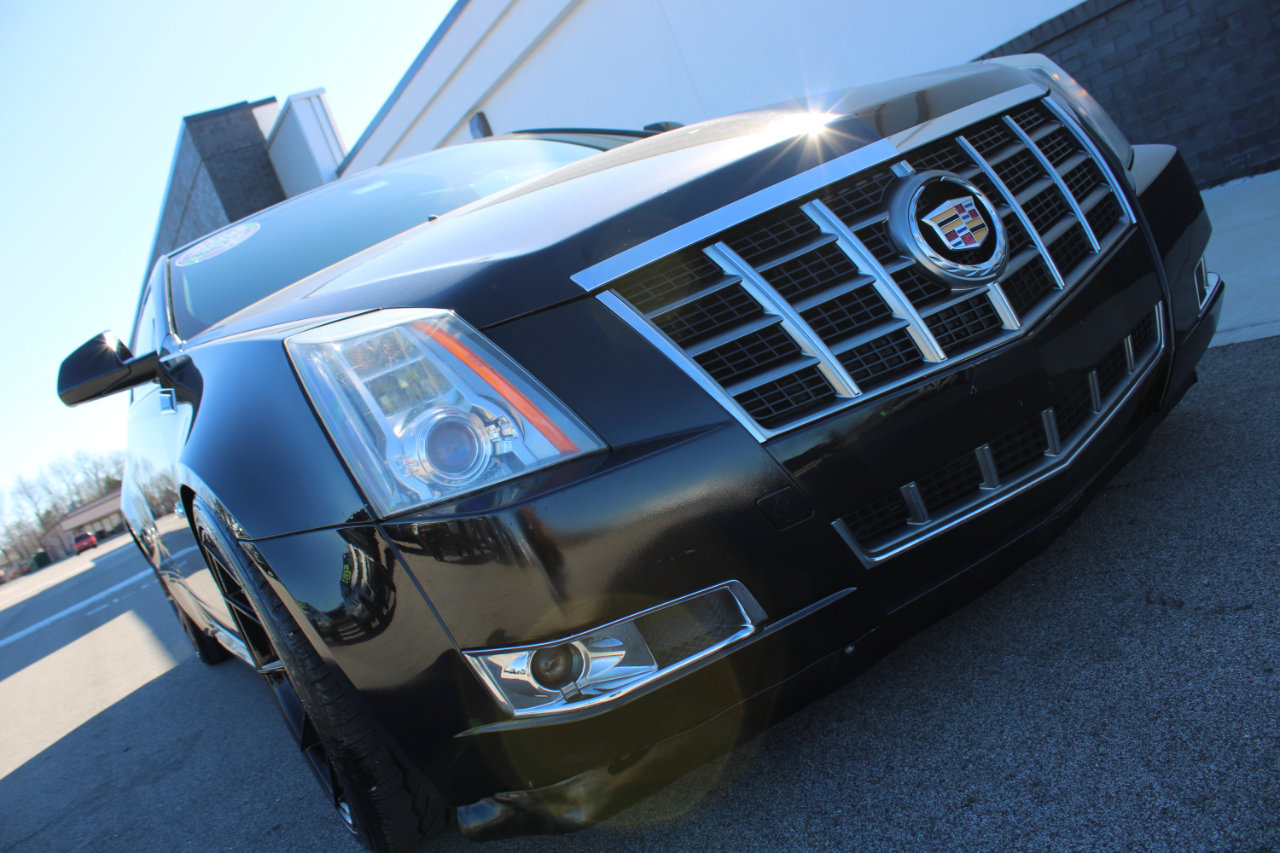 Used 2012 Cadillac CTS Performance w/ Performance Luxury Package image 9