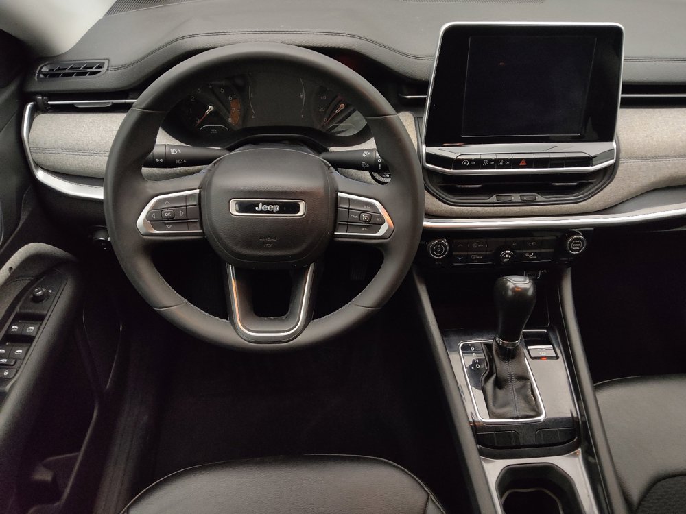 Used 2022 Jeep Compass Latitude FWD image 22